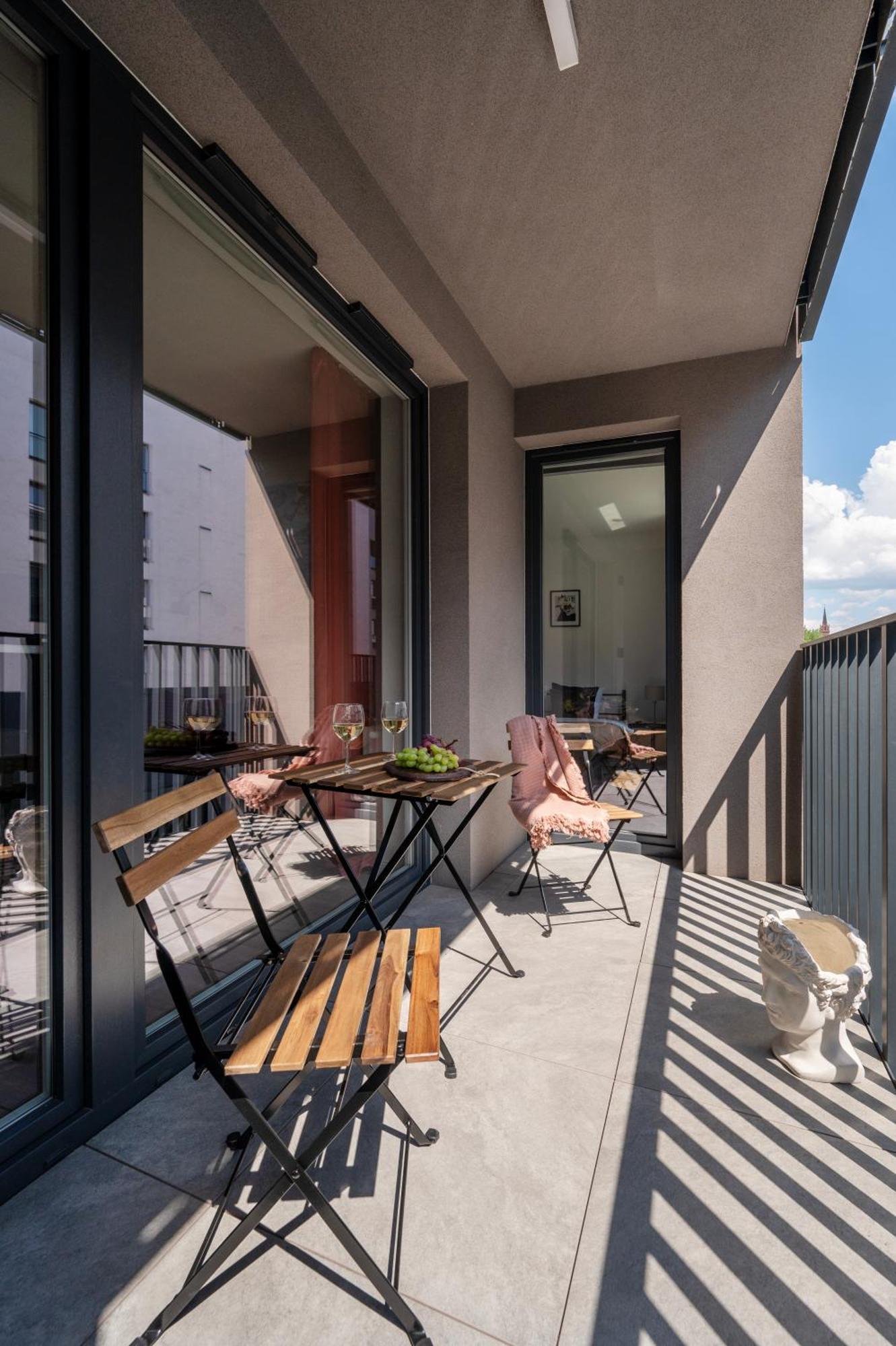 Lumina Apartments With Parking, Balcony Lodz Kültér fotó
